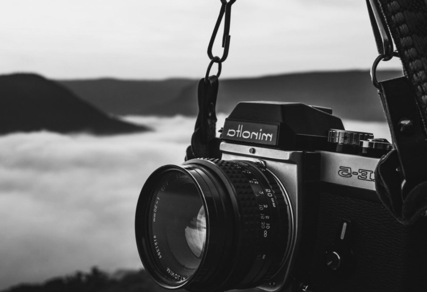 Setup di workstation per montaggio video domestico